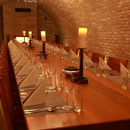 Vinarsky Andre Guest house 4*